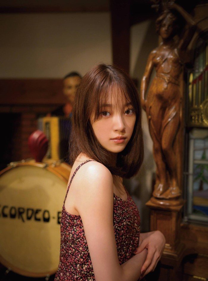 堀未央奈 画像007