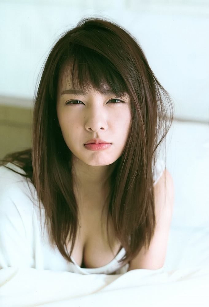 山田菜々 画像096