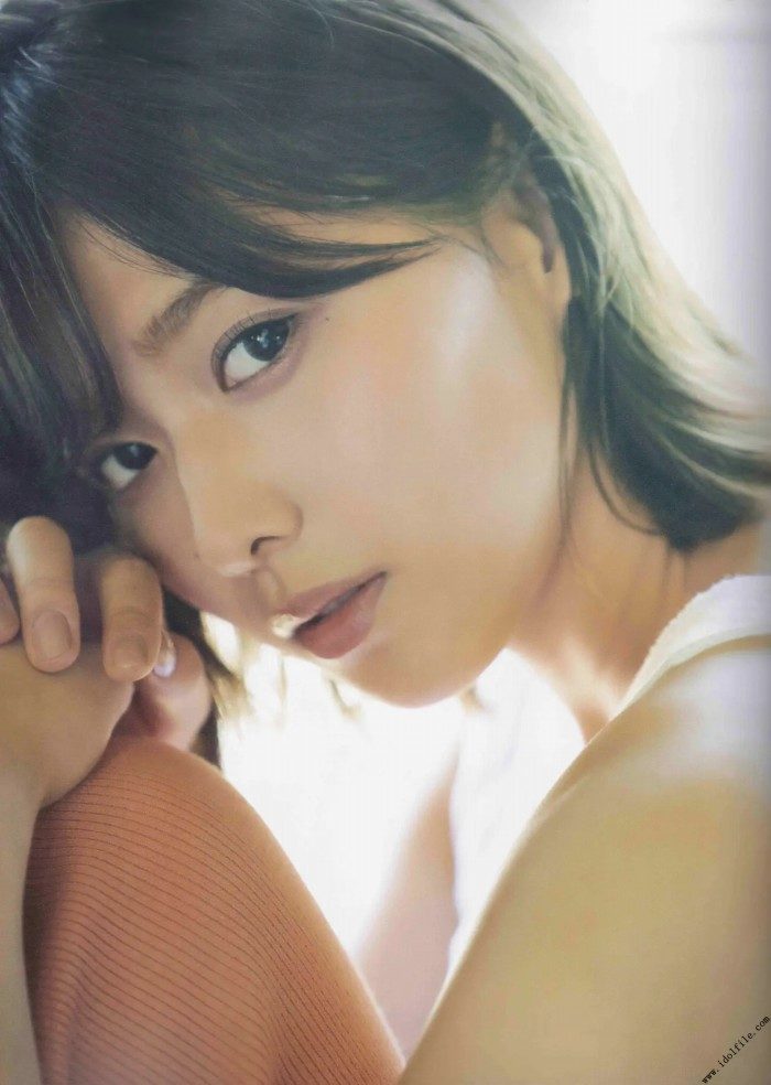 渡邉理佐 画像004