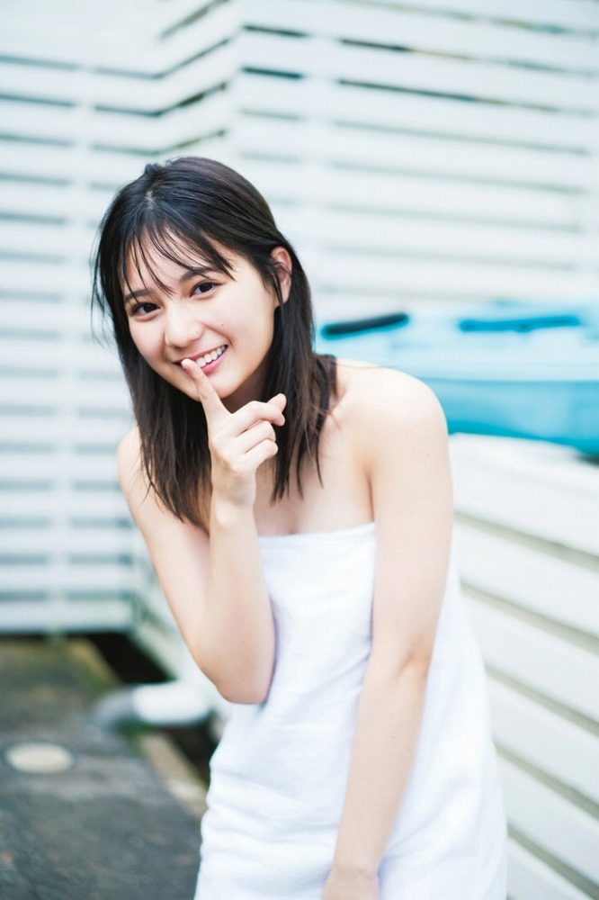 小坂菜緒 画像006