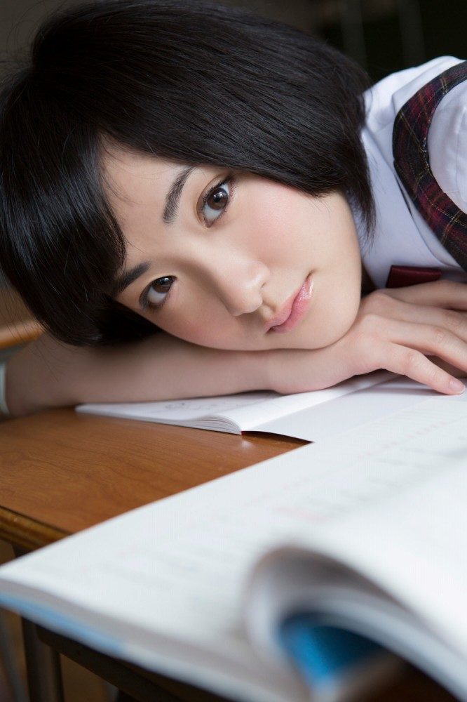 生駒里奈 画像006