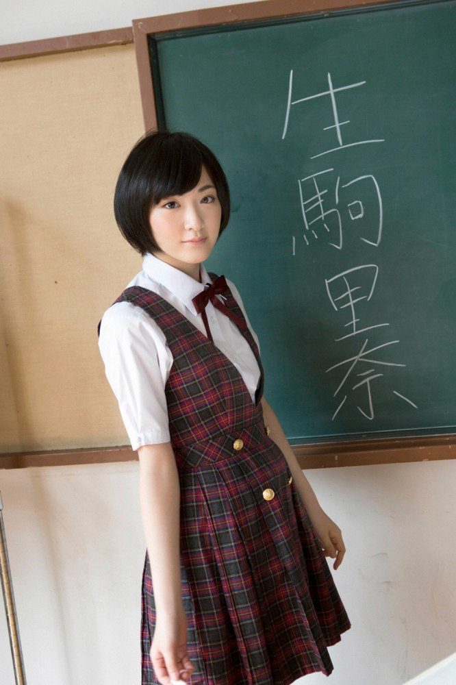 生駒里奈 画像017