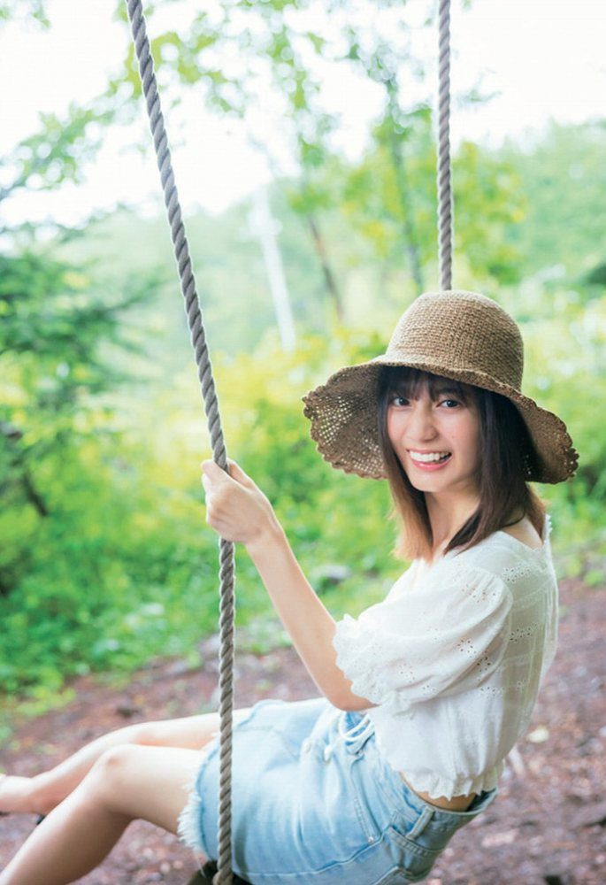 小坂菜緒 画像005