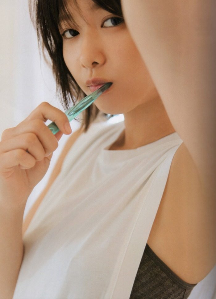 渡邉理佐 画像052