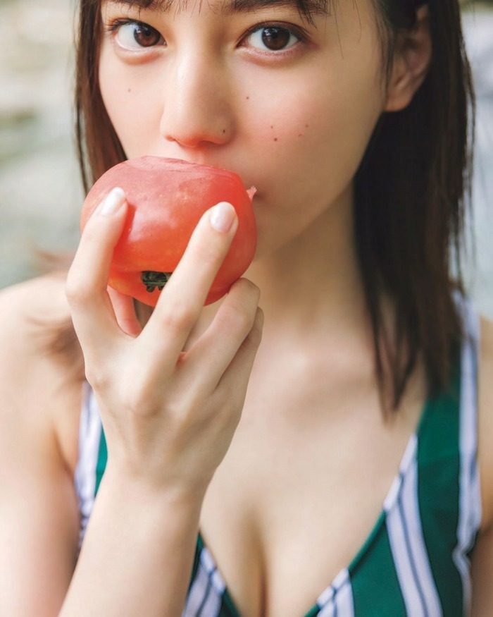小坂菜緒 画像003