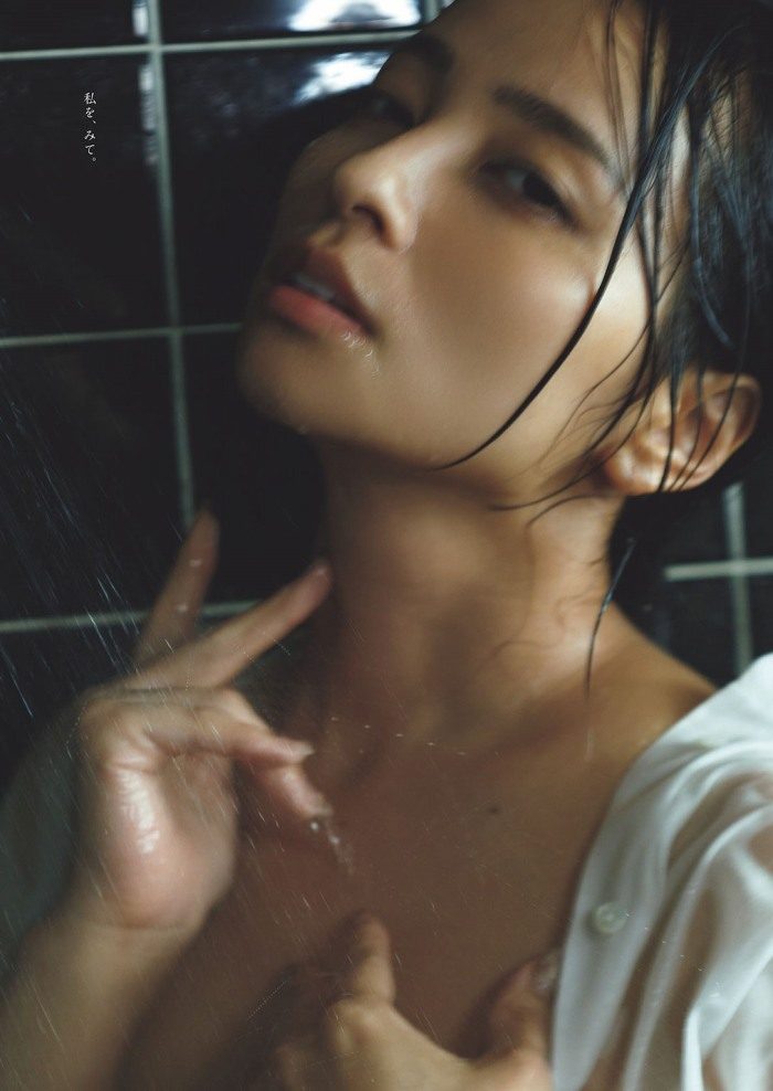 水崎綾女 画像004