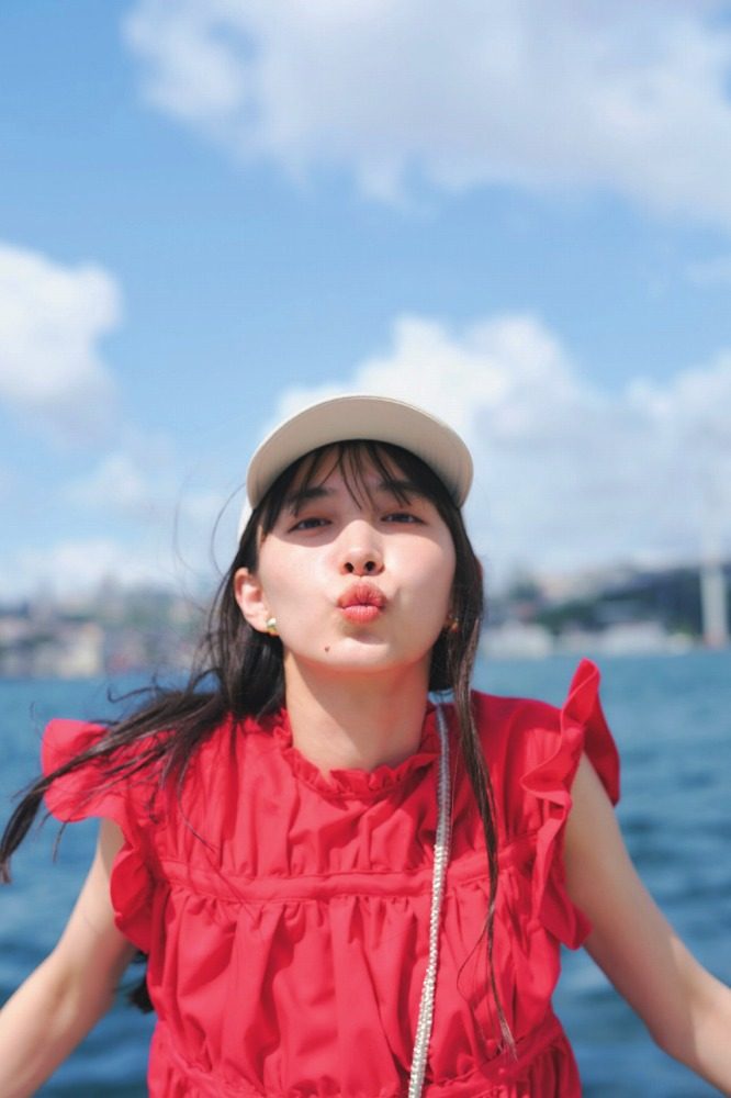 井桁弘恵 画像003