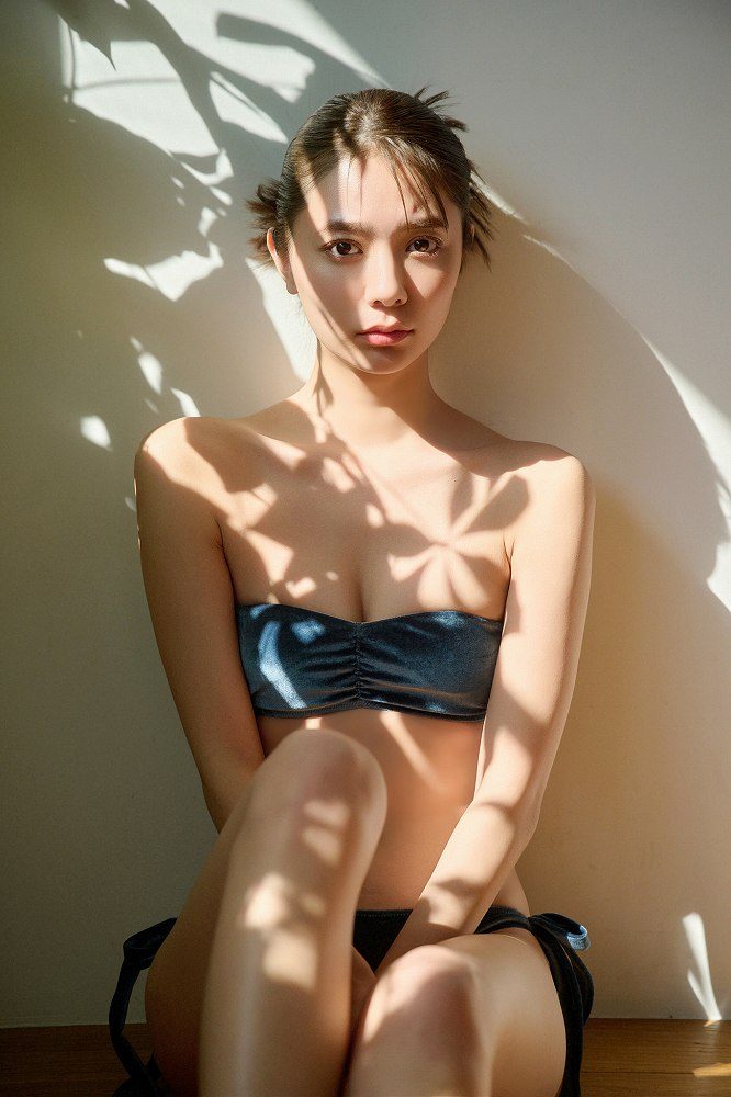 川津明日香 画像004