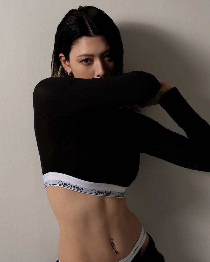 三吉彩花 画像001
