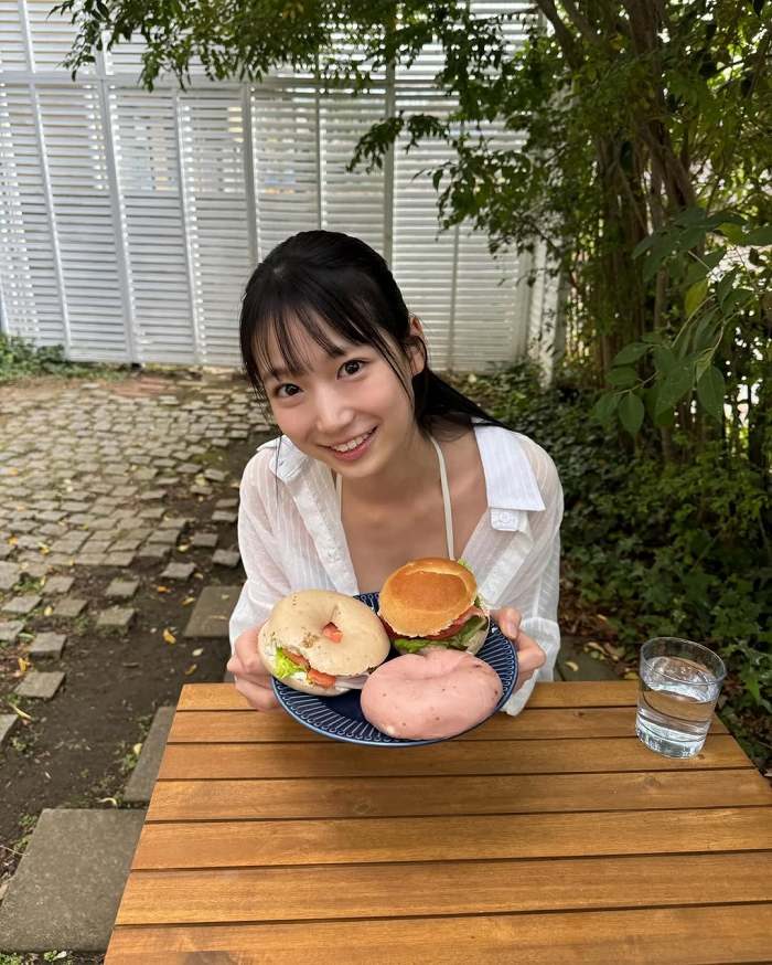 百田汐里 画像046