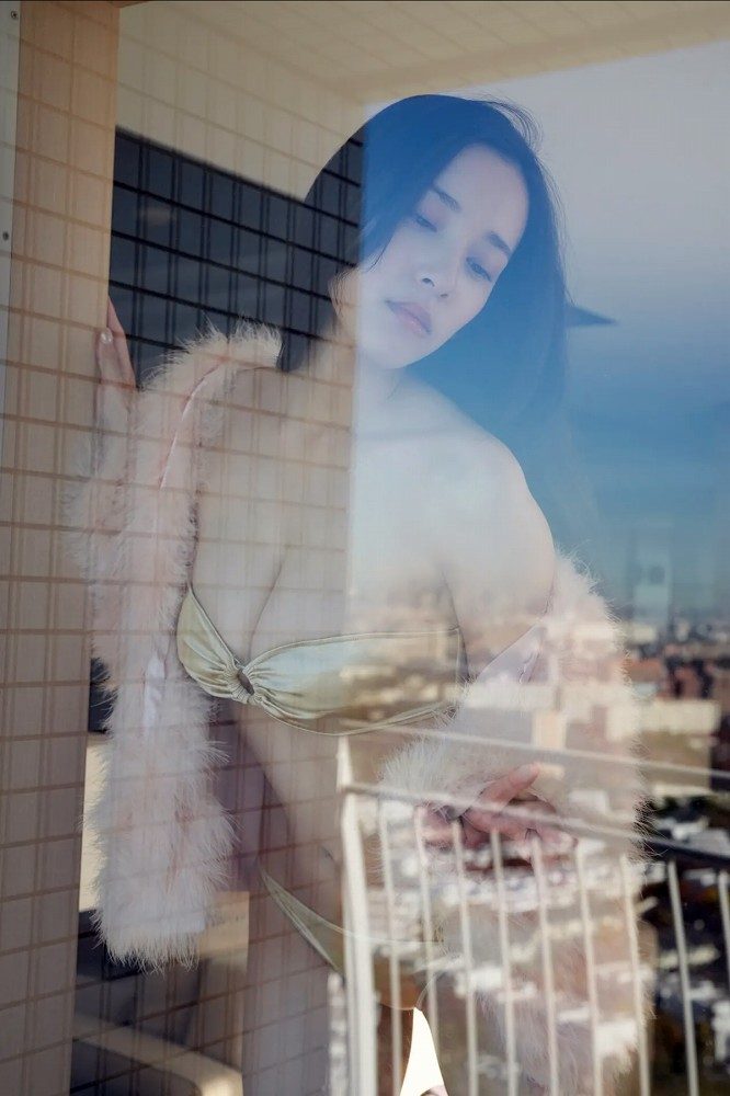 都丸紗也華 画像001