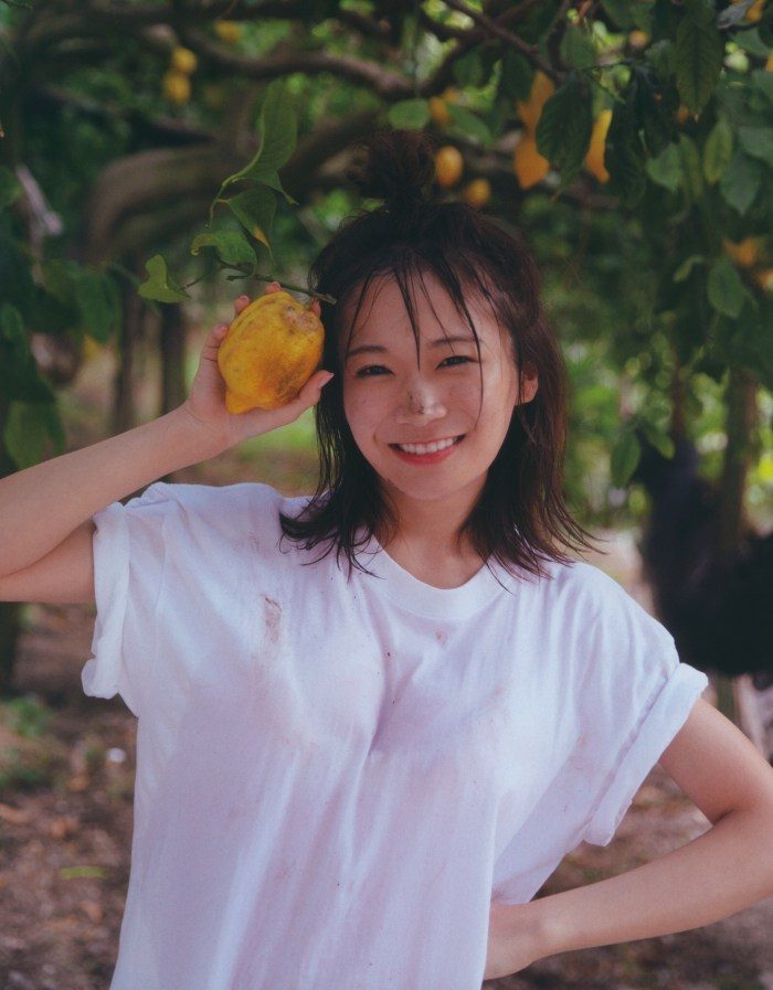 秋元真夏 画像014