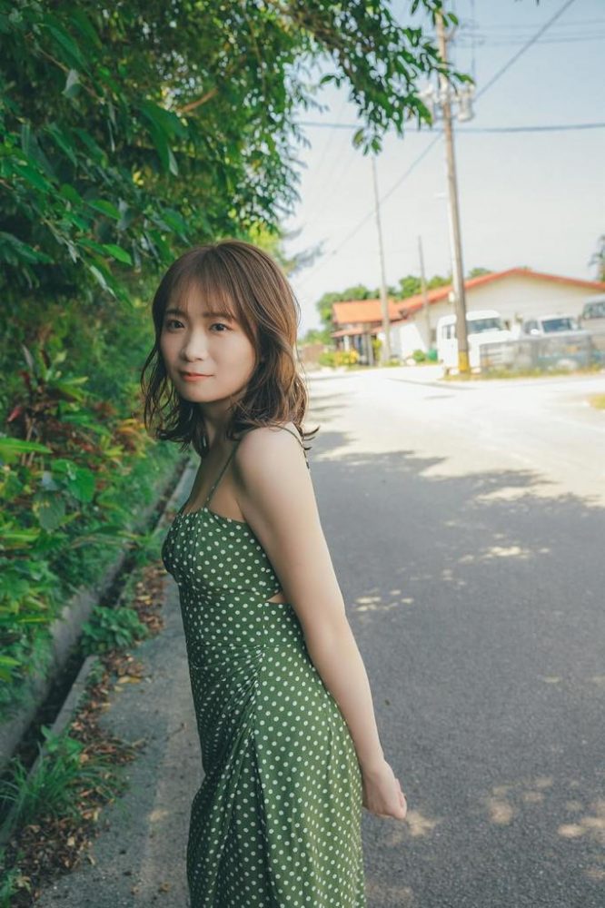 秋元真夏 画像004