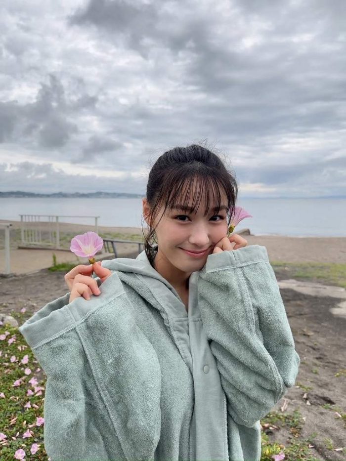髙野真央 画像055