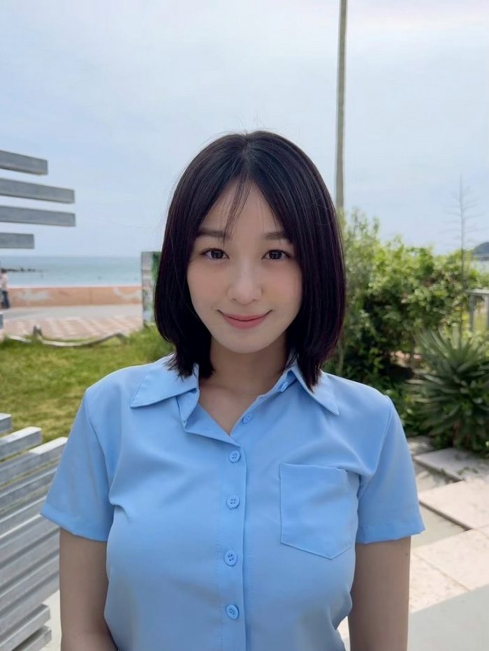 髙野真央 画像060