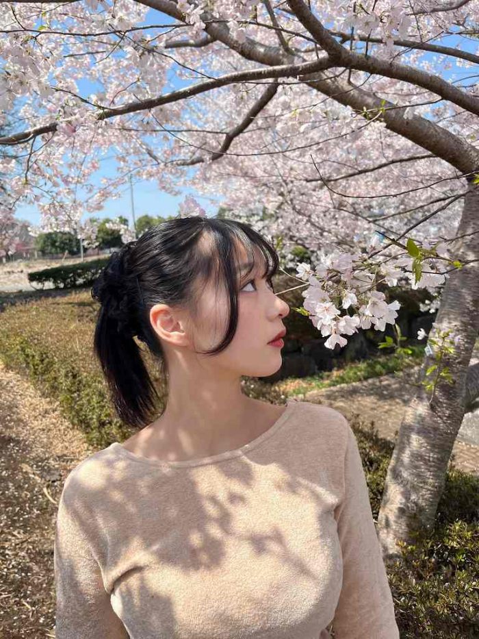 髙野真央 画像068