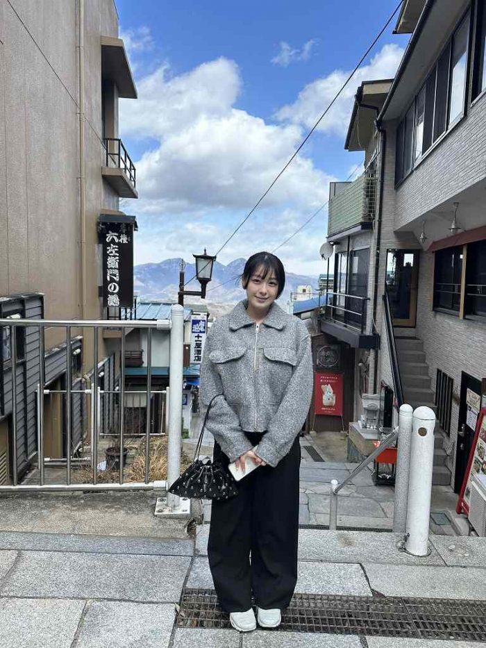 髙野真央 画像085
