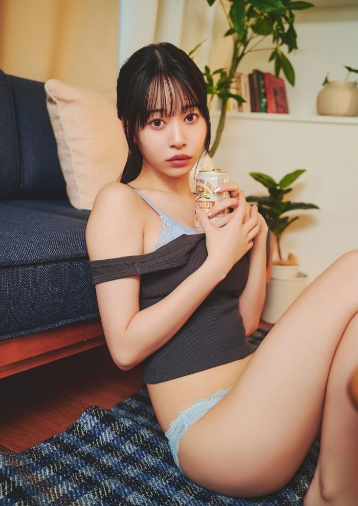 千星真穂 画像002