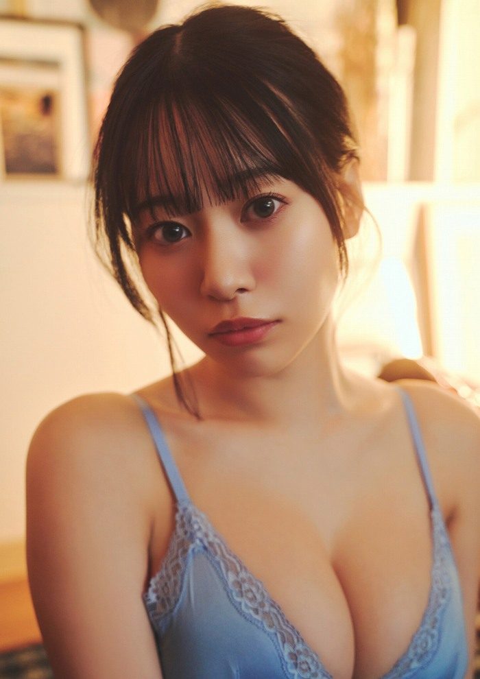 千星真穂 画像004