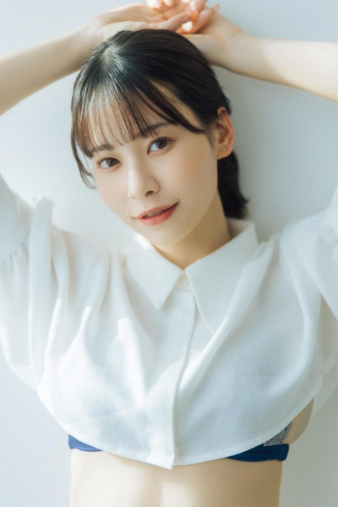 千星真穂 画像010