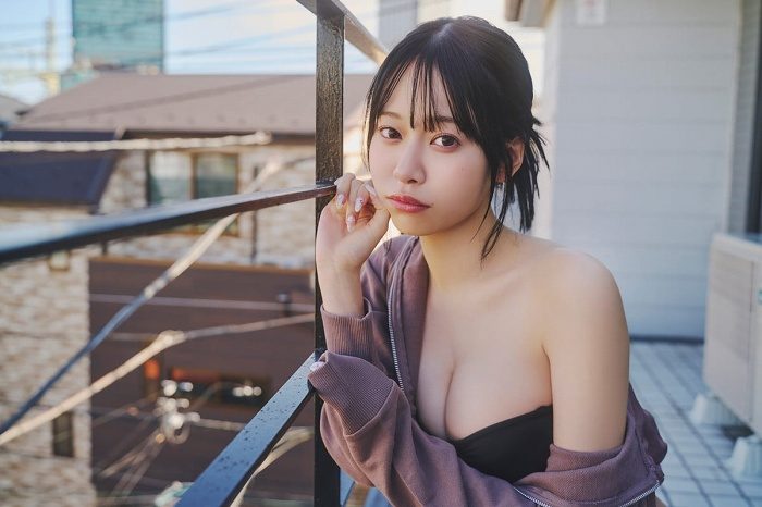 千星真穂 画像016