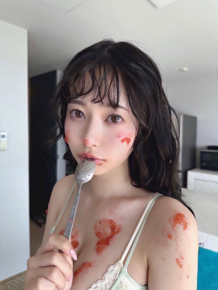 千星真穂 画像022