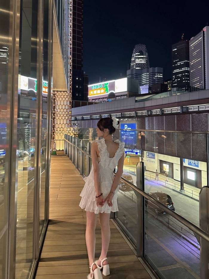 千星真穂 画像037