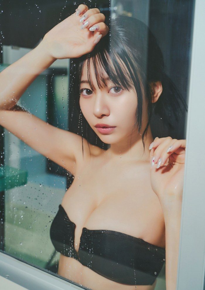 千星真穂 画像074