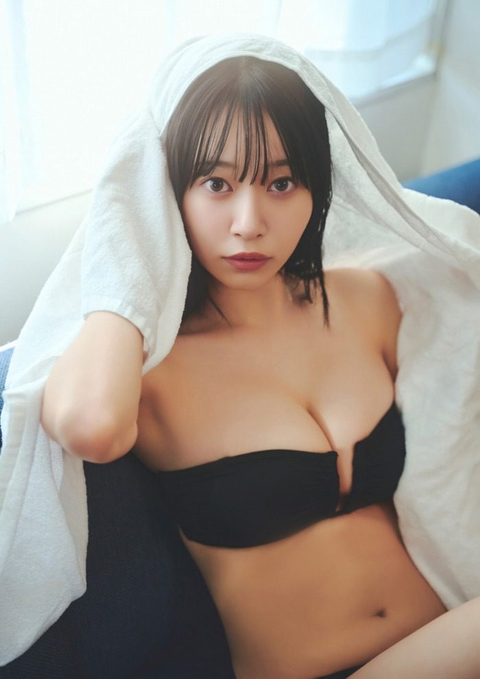 千星真穂 画像078