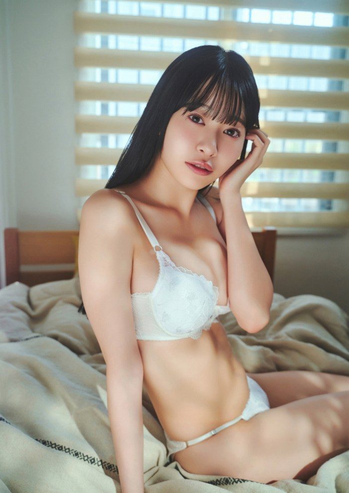 千星真穂 画像089