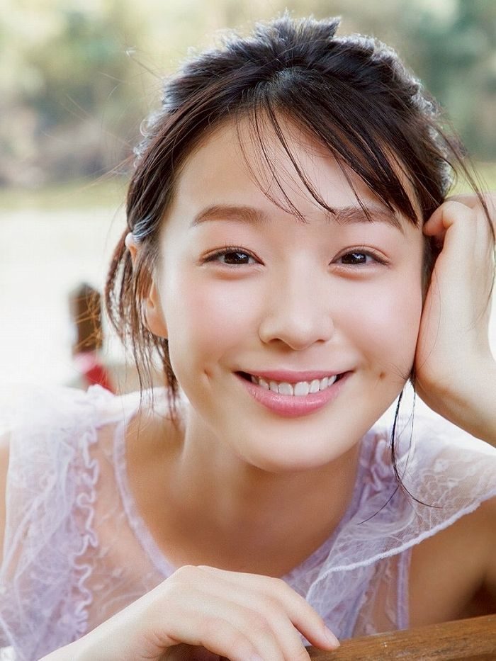 髙野真央 画像008