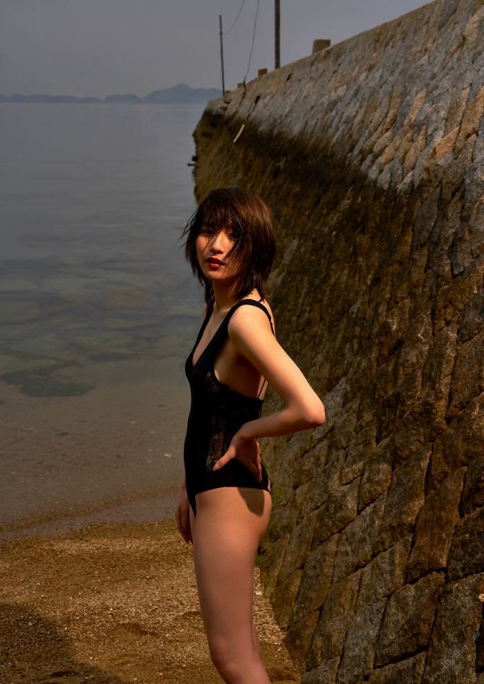 浅川梨奈 画像006
