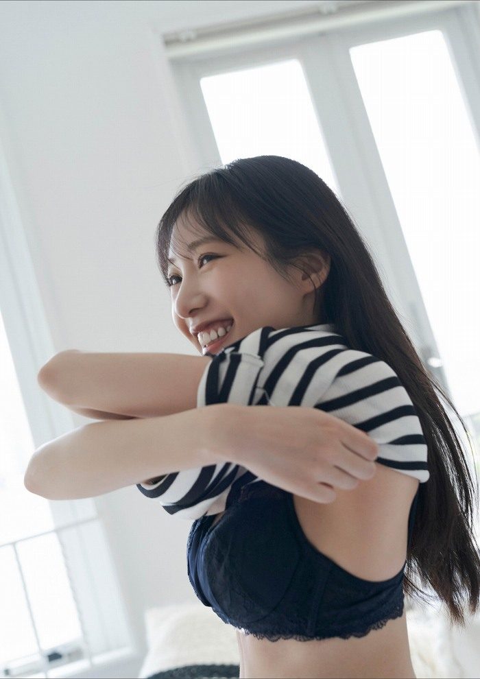 横野すみれ 画像004