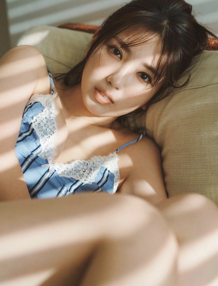 沢口愛華 画像004