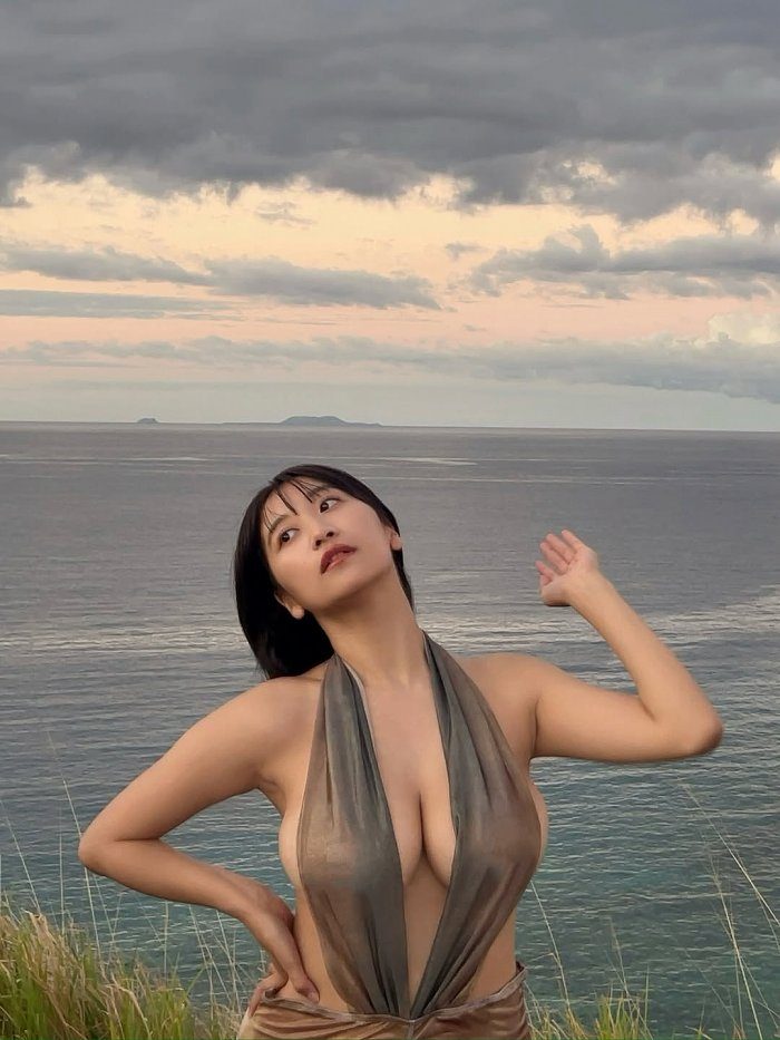 榎原依那 画像008