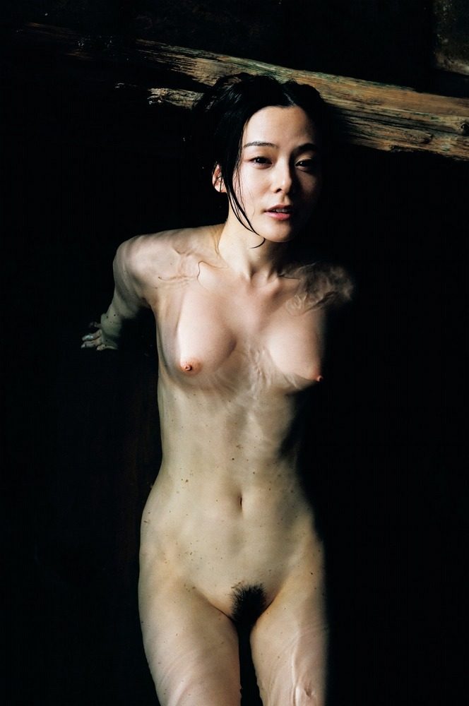 吉高寧々 画像011