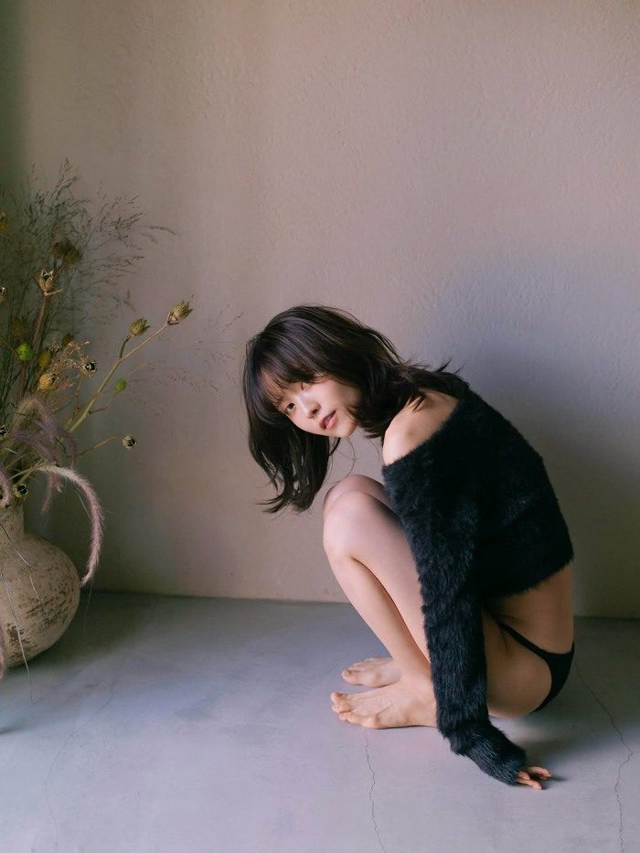 新田さちか 画像007