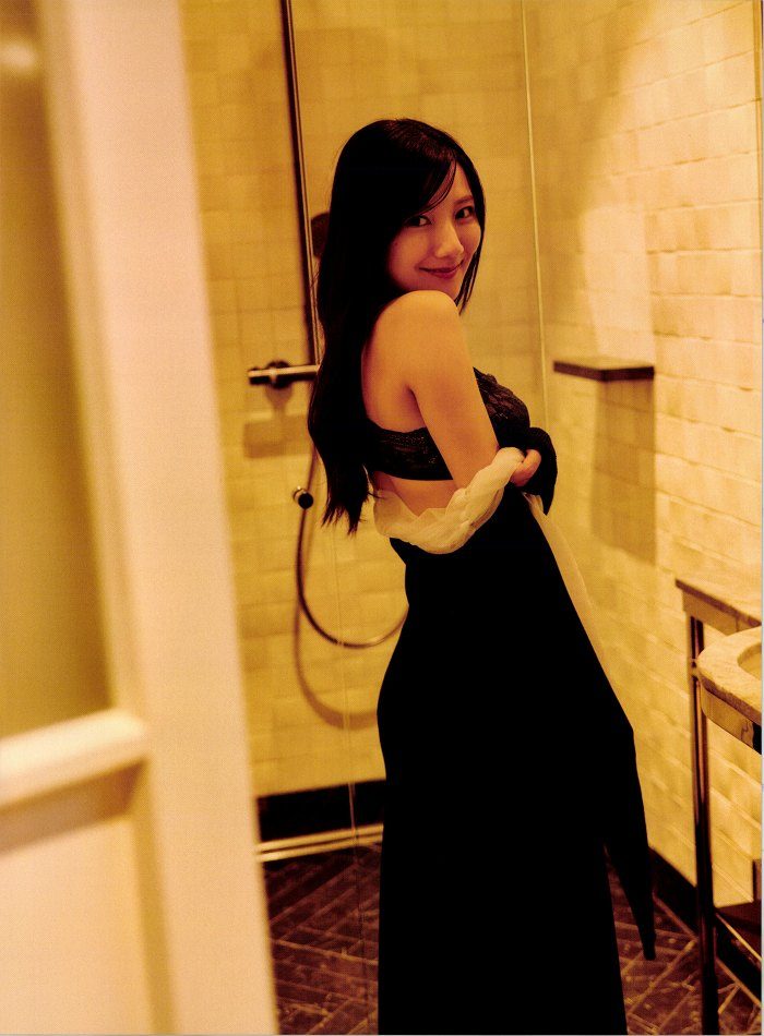 河田陽菜 画像003