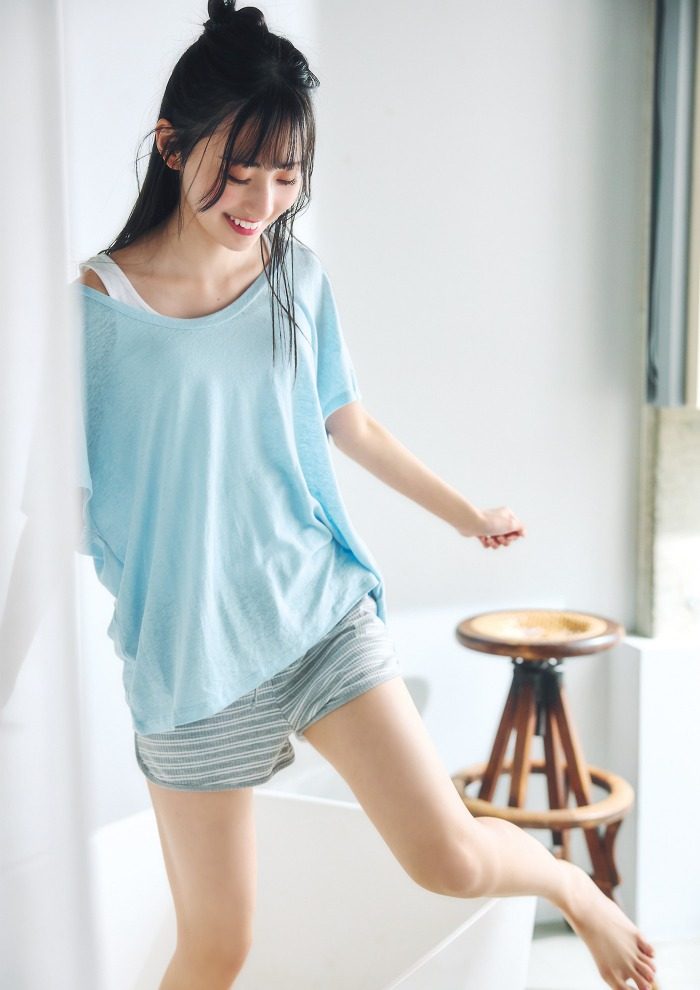 綾瀬ことり 画像019