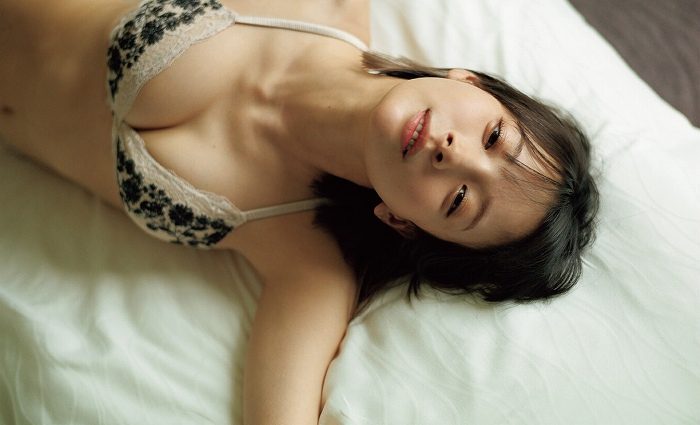 岡田紗佳 画像008