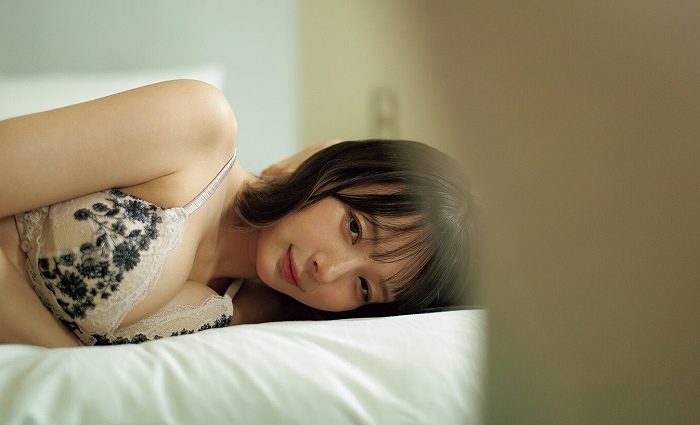 岡田紗佳 画像009