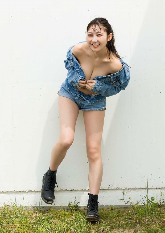 辻りりさ 画像005