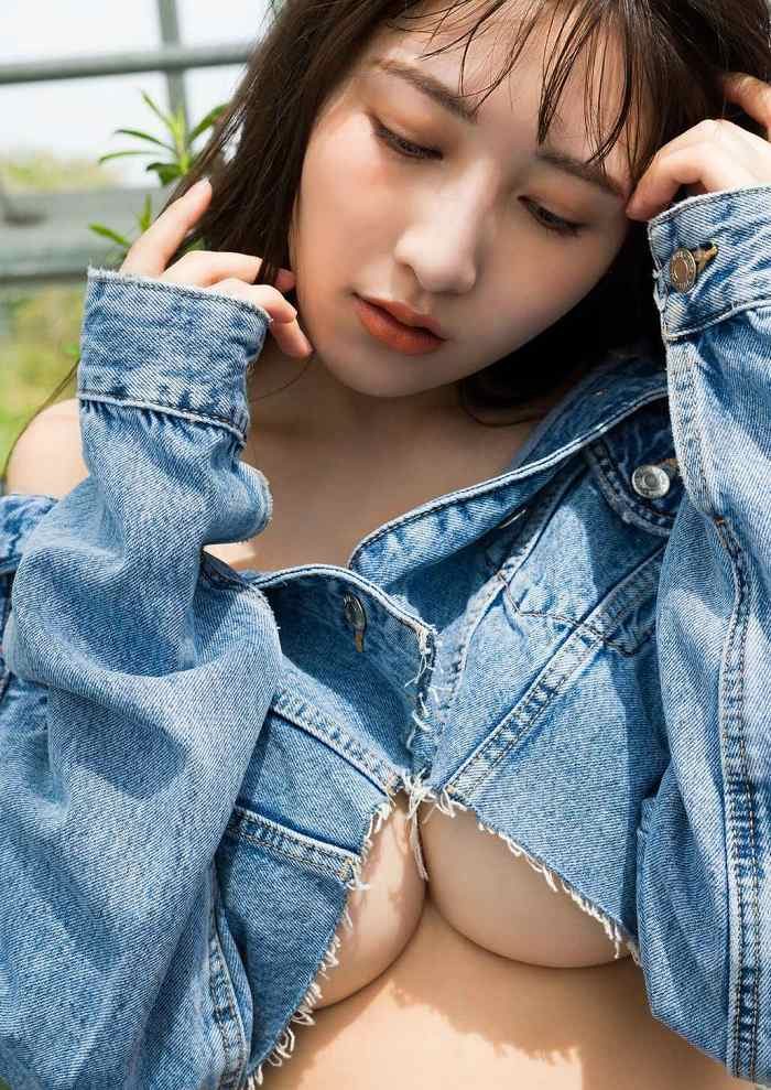 辻りりさ 画像009