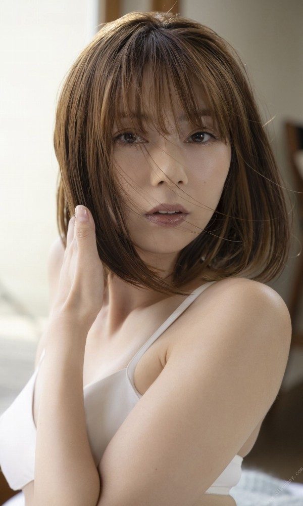 芳賀優里亜 画像031