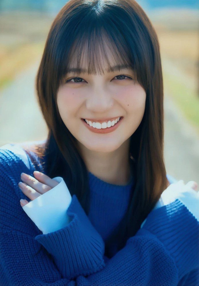 小坂菜緒 画像004