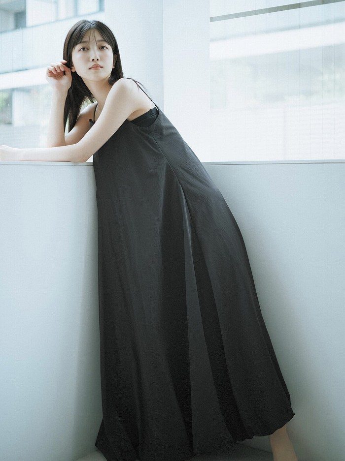 久保史緒里 画像005