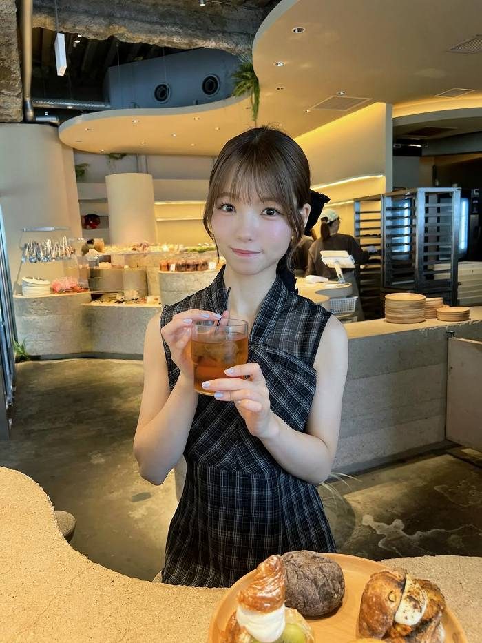 高橋彩音 画像063