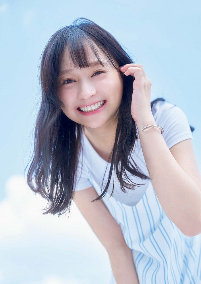 影山優佳 画像008