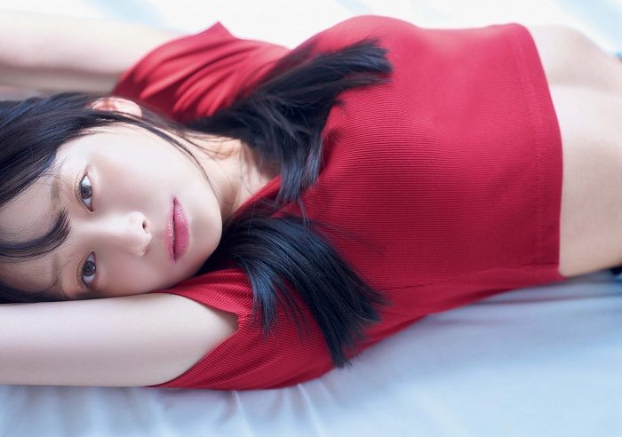 影山優佳 画像011