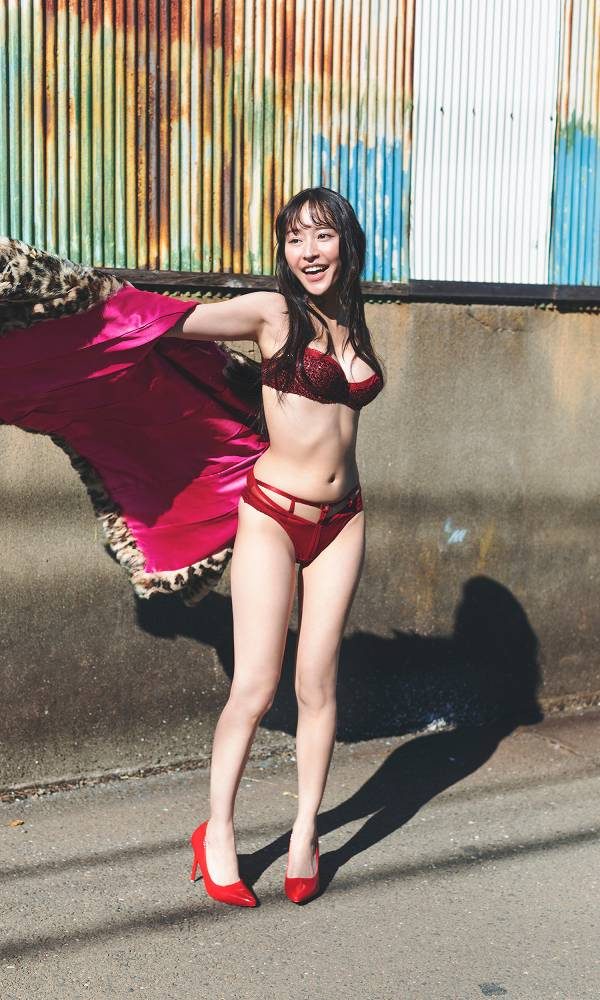 高崎かなみ 画像007